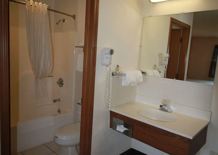 Hotel Surestay By Western 3*