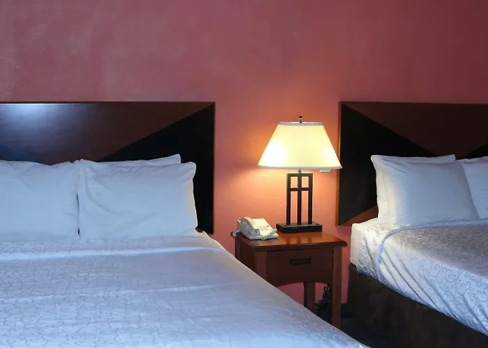 Hotel Surestay By Western 3*