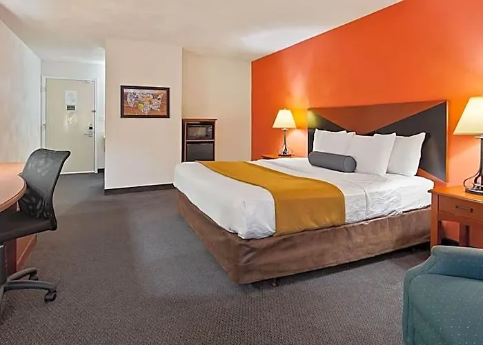 Surestay By Western 3*