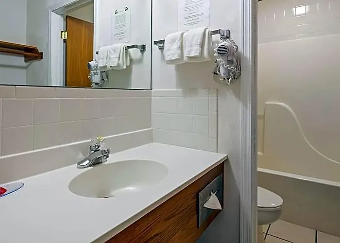 Hotel Surestay By Western 3*